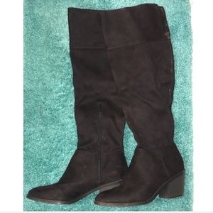 Black Over-The-Knee Boots